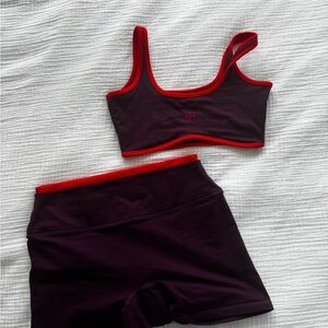 SET Active açaí colored set